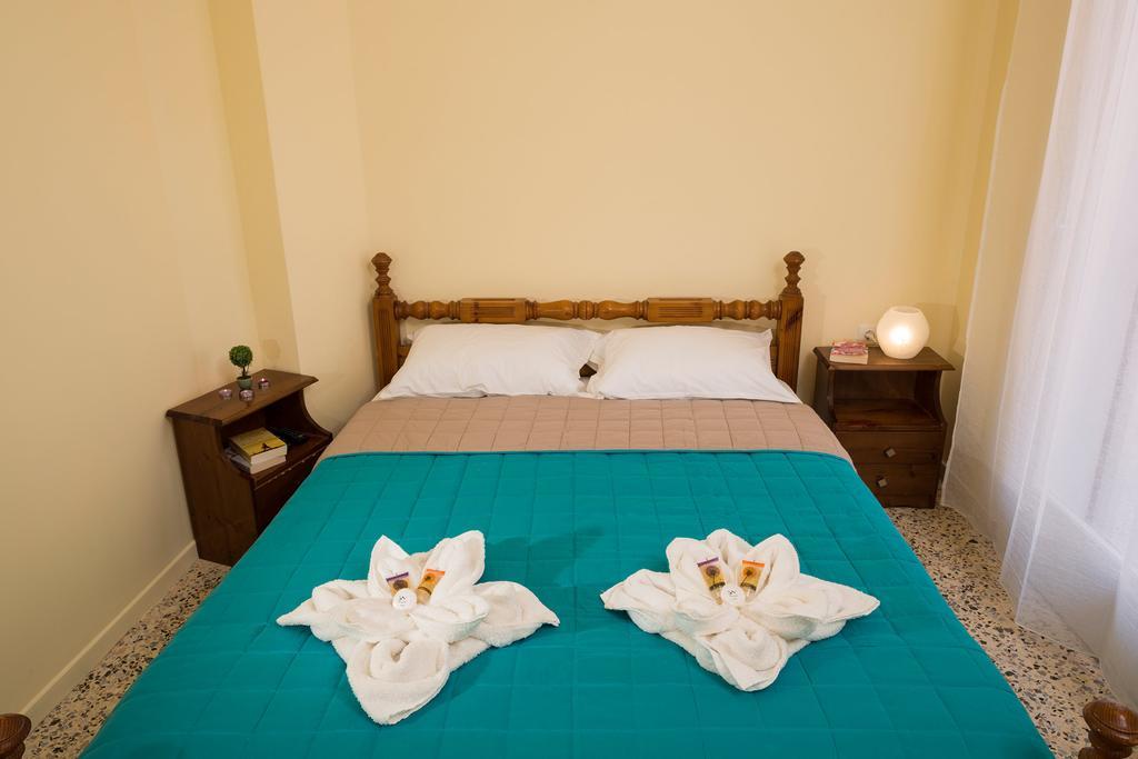 Penelopi Rooms Chania  ภายนอก รูปภาพ